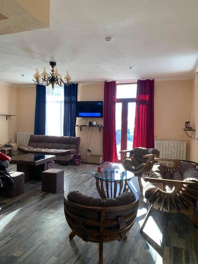 גודאורי Bismillah Hotel And Restaurent מראה חיצוני תמונה