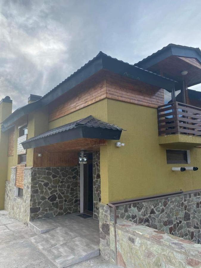 גודאורי Bismillah Hotel And Restaurent מראה חיצוני תמונה