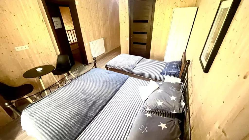 גודאורי Bismillah Hotel And Restaurent מראה חיצוני תמונה